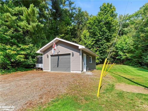 1041 Big Island Road, Bracebridge, ON - Outdoor