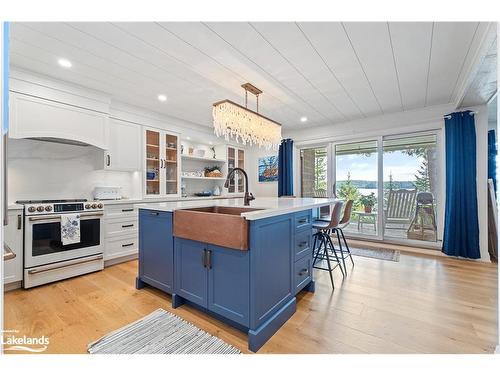 106-10 Coveside Drive, Huntsville, ON - Indoor Photo Showing Kitchen With Upgraded Kitchen