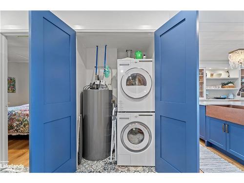 106-10 Coveside Drive, Huntsville, ON - Indoor Photo Showing Laundry Room