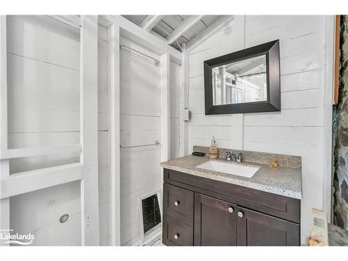 9 A30 Island, The Archipelago, ON - Indoor Photo Showing Bathroom