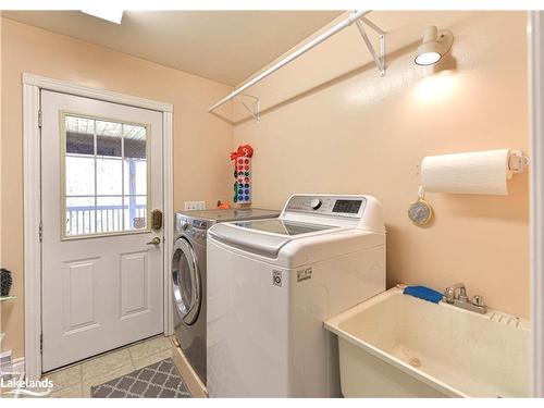 235 Medonte Sideroad 2, Coldwater, ON - Indoor Photo Showing Laundry Room