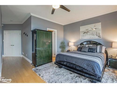 337 Aberdeen Boulevard, Midland, ON - Indoor Photo Showing Bedroom