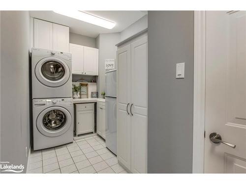 337 Aberdeen Boulevard, Midland, ON - Indoor Photo Showing Laundry Room