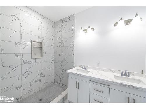 289 Ramblewood Drive, Wasaga Beach, ON - Indoor Photo Showing Bathroom