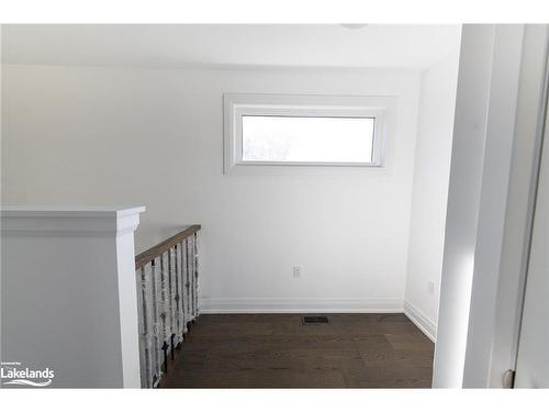 289 Ramblewood Drive, Wasaga Beach, ON - Indoor Photo Showing Other Room