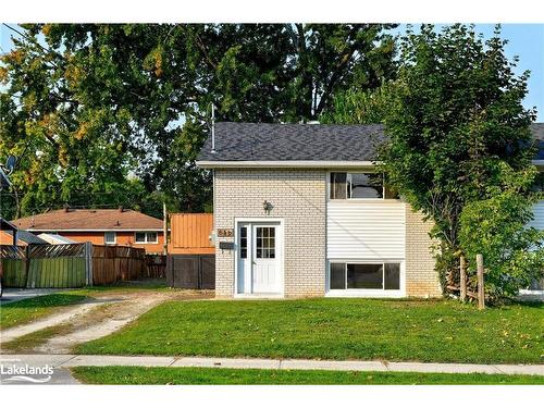 646 Oak Street, Collingwood, ON - Outdoor