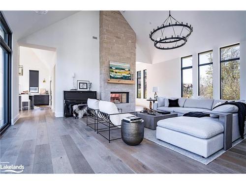 101 Deer Lane, The Blue Mountains, ON - Indoor Photo Showing Living Room With Fireplace