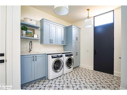 101 Deer Lane, The Blue Mountains, ON - Indoor Photo Showing Laundry Room