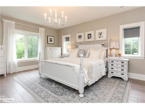 8 Juniper Court, Collingwood, ON - Indoor Photo Showing Bedroom