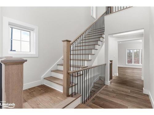 141 White Oak Crescent, The Blue Mountains, ON - Indoor Photo Showing Other Room