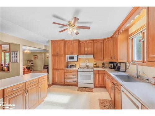 960 County Road 6 N, Tiny, ON - Indoor Photo Showing Kitchen