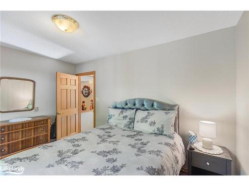 960 County Road 6 N, Tiny, ON - Indoor Photo Showing Bedroom