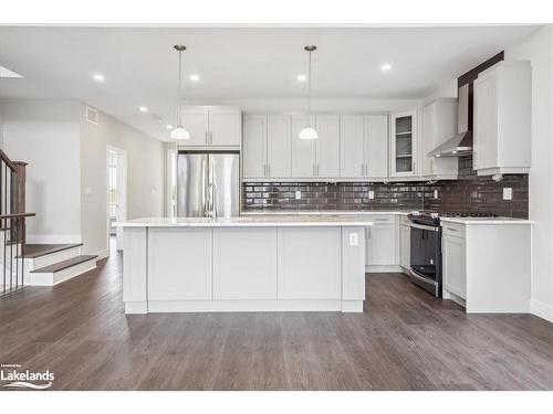 163 Sugar Maple Street, The Blue Mountains, ON - Indoor Photo Showing Kitchen With Upgraded Kitchen