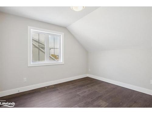 163 Sugar Maple Street, The Blue Mountains, ON - Indoor Photo Showing Other Room