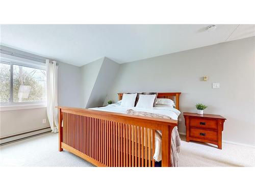 214 Escarpment Crescent, Collingwood, ON - Indoor Photo Showing Bedroom