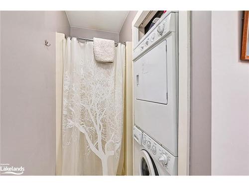 11-442 Oxbow Crescent, Collingwood, ON - Indoor Photo Showing Laundry Room