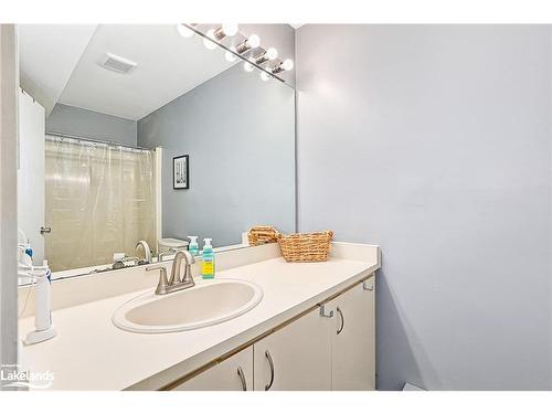 11-442 Oxbow Crescent, Collingwood, ON - Indoor Photo Showing Bathroom