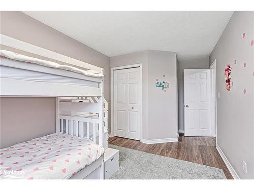 2 Bush Street, Collingwood, ON - Indoor Photo Showing Bedroom