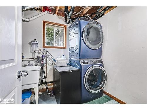 2 Bush Street, Collingwood, ON - Indoor Photo Showing Laundry Room