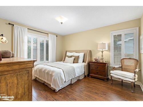 119 5Th Avenue E, Owen Sound, ON - Indoor Photo Showing Bedroom