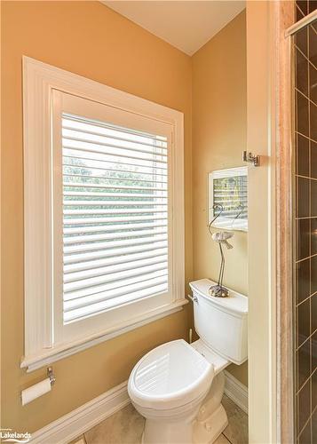 1-10 Invermara Court, Orillia, ON - Indoor Photo Showing Bathroom