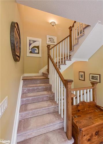 1-10 Invermara Court, Orillia, ON - Indoor Photo Showing Other Room