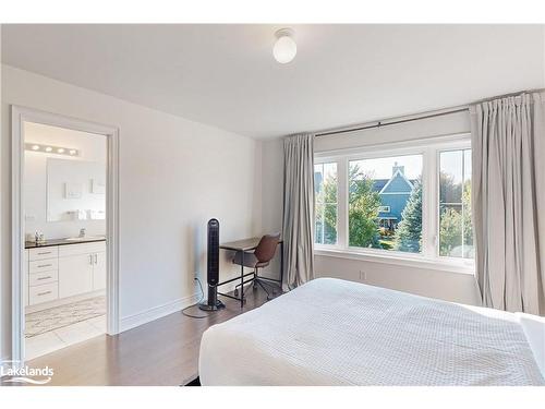 31-171 Snowbridge Way, The Blue Mountains, ON - Indoor Photo Showing Bedroom