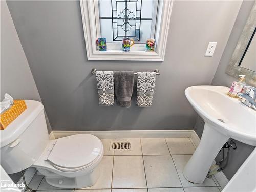 35 Little Ryans Way, Bracebridge, ON - Indoor Photo Showing Bathroom