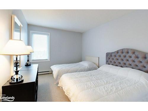 218-169 Jozo Weider Boulevard, The Blue Mountains, ON - Indoor Photo Showing Bedroom