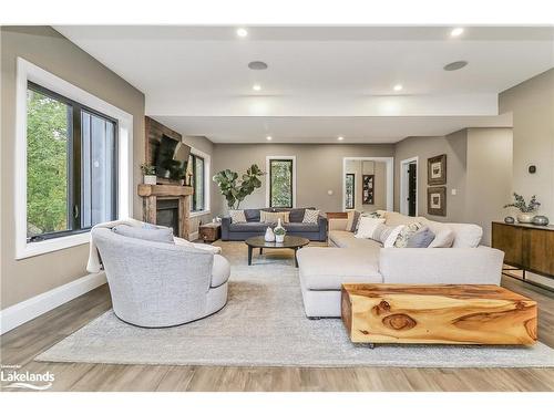 3 Holly Court, Collingwood, ON - Indoor Photo Showing Living Room With Fireplace