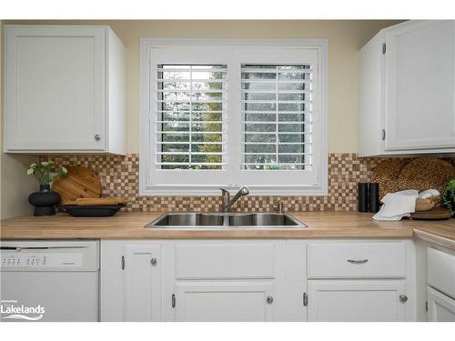 3-63 Bay Street W, Thornbury, ON - Indoor Photo Showing Kitchen With Double Sink