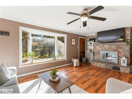 1179 Muskoka Road 117, Bracebridge, ON - Indoor Photo Showing Living Room With Fireplace