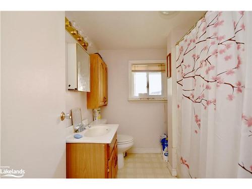 2645 St Amant Road, Coldwater, ON - Indoor Photo Showing Bathroom