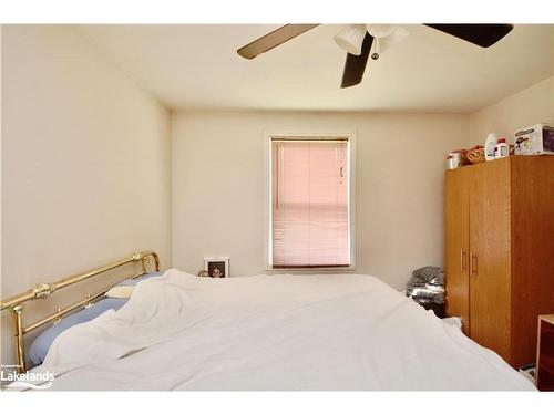 2645 St Amant Road, Coldwater, ON - Indoor Photo Showing Bedroom