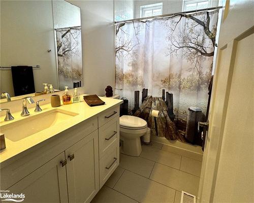 13 Julia Crescent, Midland, ON - Indoor Photo Showing Bathroom