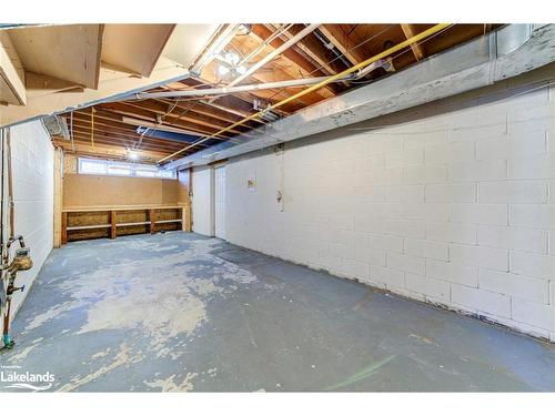 364 Walnut Street, Collingwood, ON - Indoor Photo Showing Basement