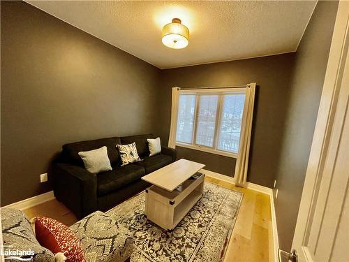 31 Hughes Street, Collingwood, ON - Indoor