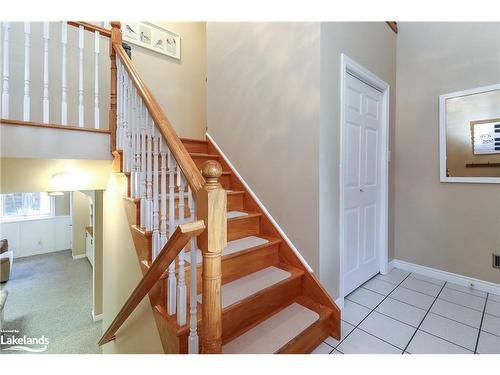 13 Riverdale Drive, Wasaga Beach, ON - Indoor Photo Showing Other Room