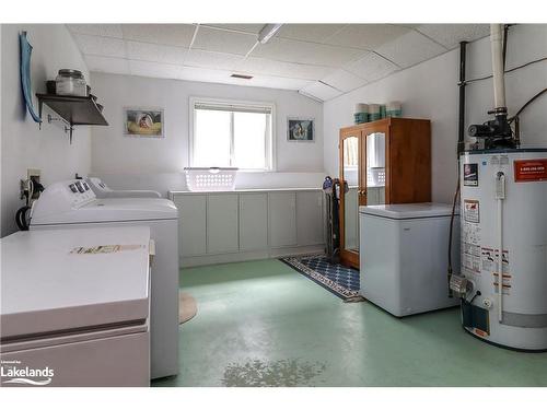 13 Riverdale Drive, Wasaga Beach, ON - Indoor Photo Showing Laundry Room