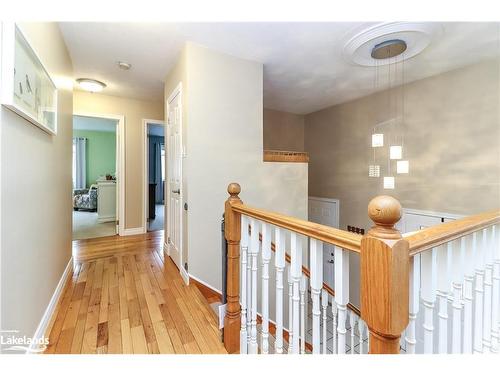 13 Riverdale Drive, Wasaga Beach, ON - Indoor Photo Showing Other Room