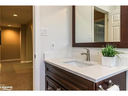 13 Riverdale Drive, Wasaga Beach, ON - Indoor Photo Showing Bathroom