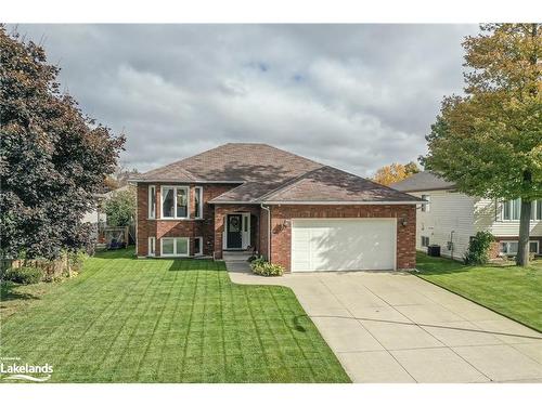 13 Riverdale Drive, Wasaga Beach, ON - Outdoor With Facade