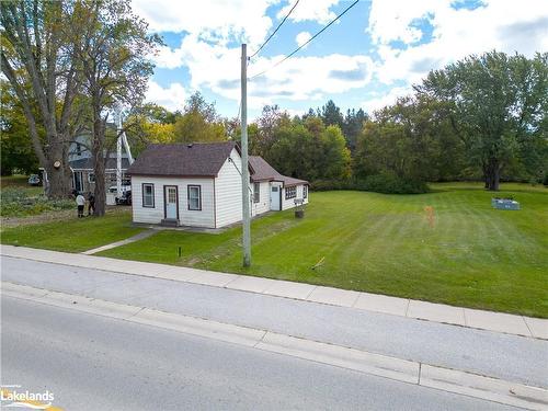 203 Queen Street, Hepworth, ON - Outdoor