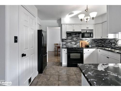 17 Mckean Boulevard, Nottawa, ON - Indoor Photo Showing Kitchen