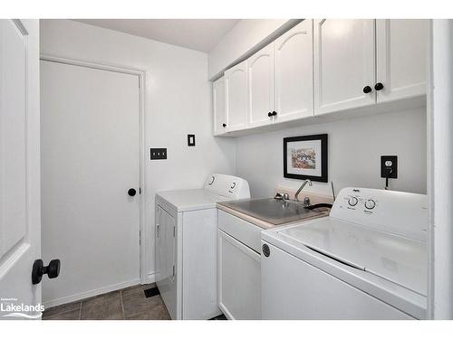 17 Mckean Boulevard, Nottawa, ON - Indoor Photo Showing Laundry Room