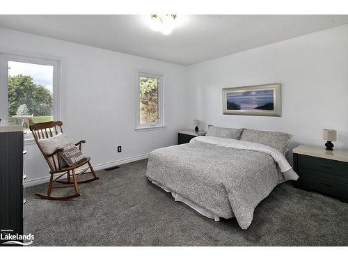 17 Mckean Boulevard, Nottawa, ON - Indoor Photo Showing Bedroom