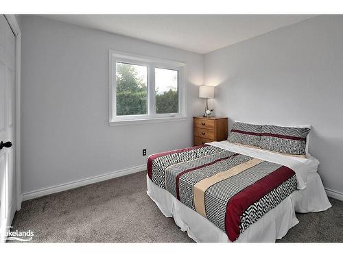 17 Mckean Boulevard, Nottawa, ON - Indoor Photo Showing Bedroom