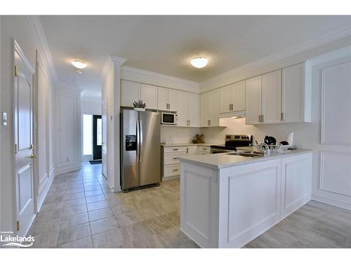 11 Spencer Street, Collingwood, ON - Indoor Photo Showing Kitchen With Stainless Steel Kitchen With Double Sink