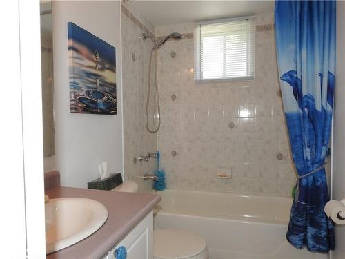 189 Dyer Drive, Wasaga Beach, ON - Indoor Photo Showing Bathroom