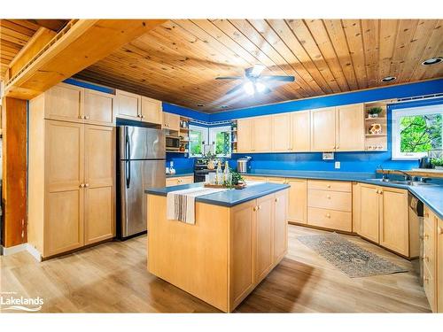 1345 Sinclair Trail, Dorset, ON - Indoor Photo Showing Kitchen With Double Sink